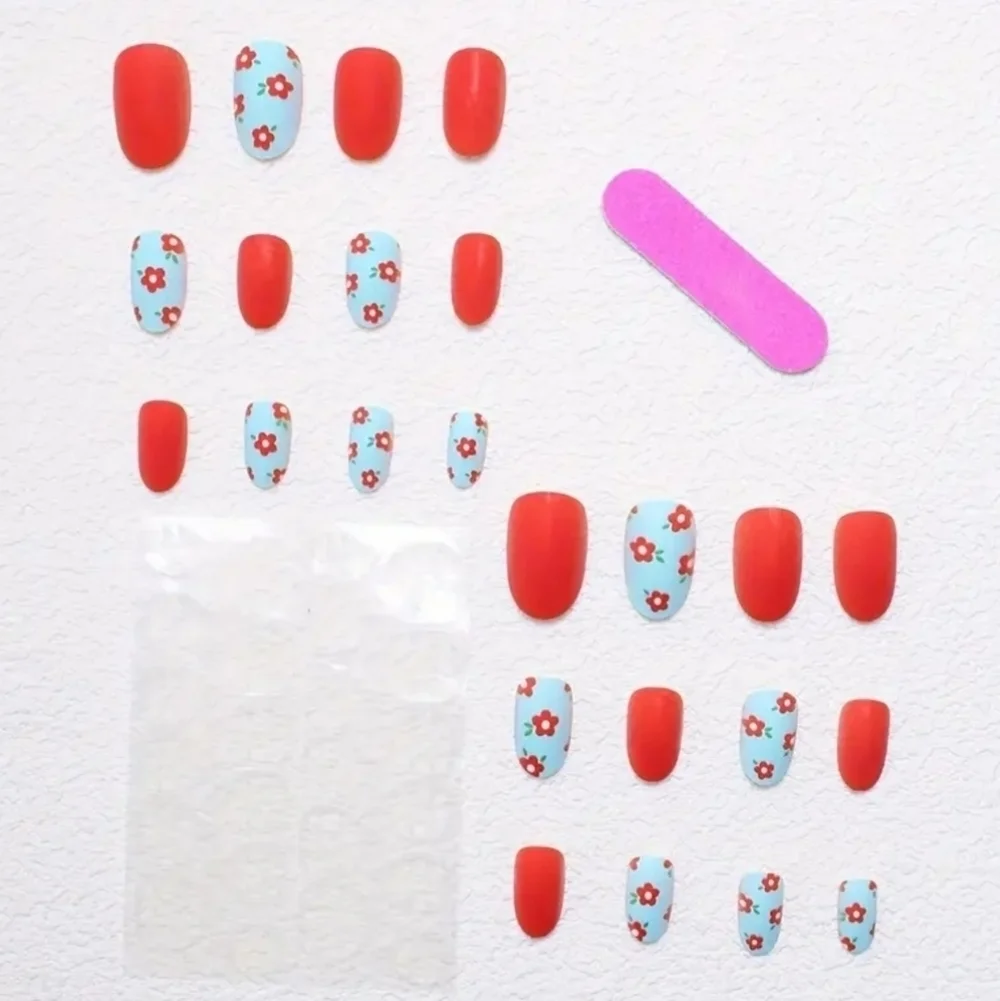 24 Pieces Fake Press On Nails